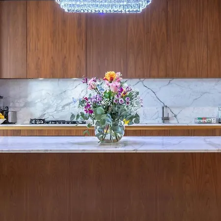 아파트 The View Luxury Penthouse *