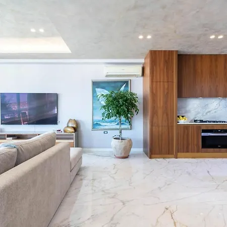 The View Luxury Penthouse *